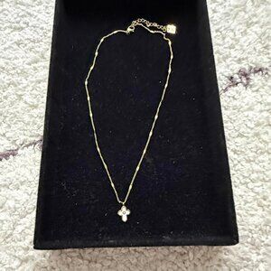 Cross mother of pearl style gold necklace